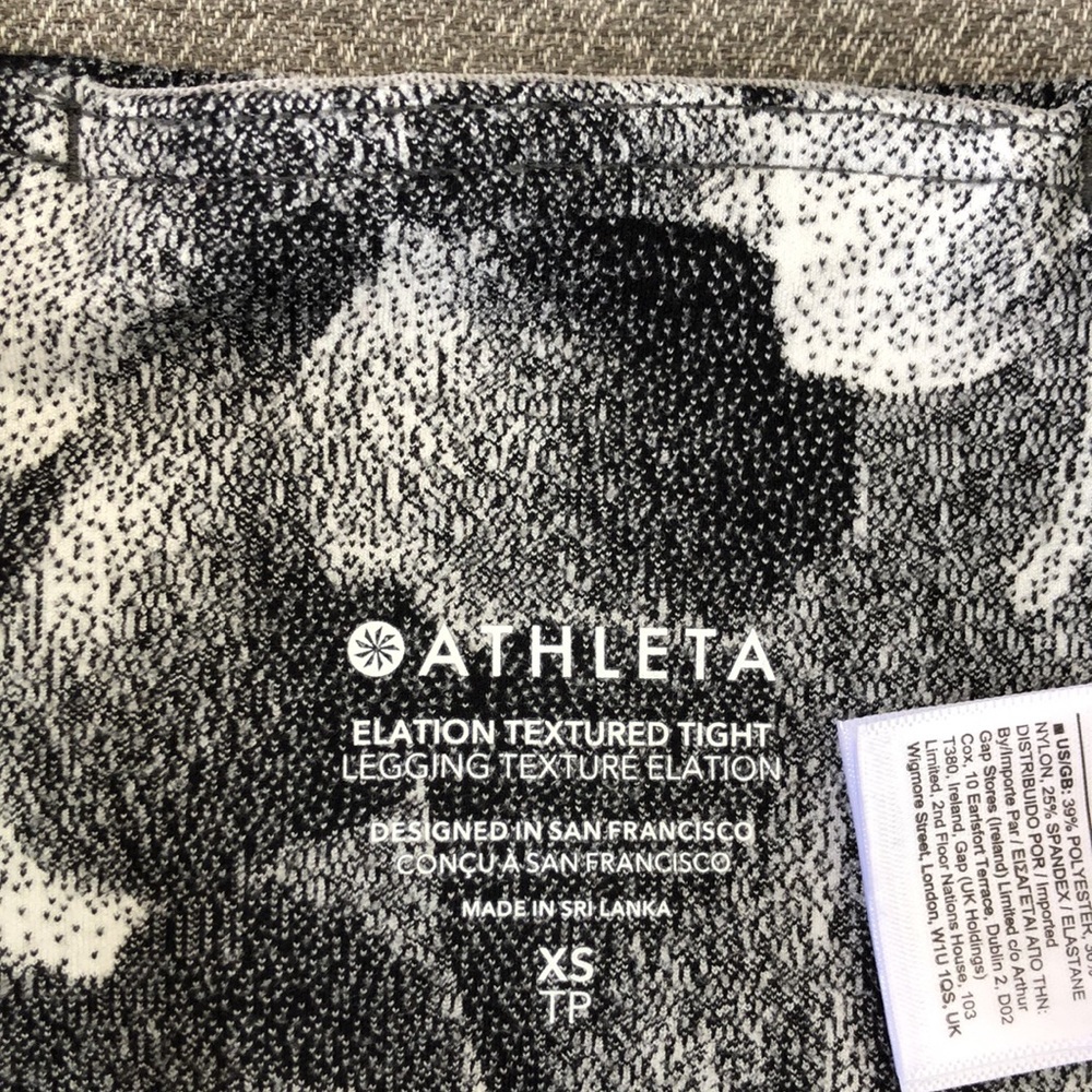 Worn once - ATHLETA Elation High-Rise 7/8 Tight - Picture 3 of 9